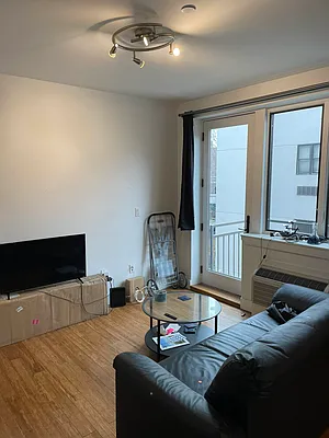 Rented by Evergreen Realty & Investments | media 2