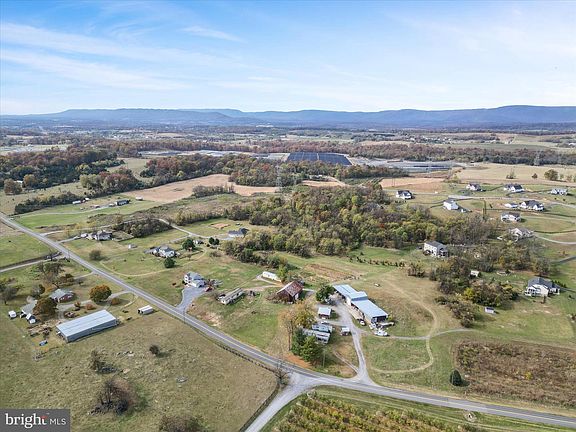 4th image of 458 Hites Rd