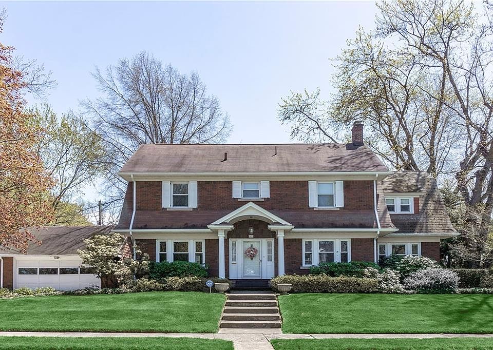 1st image of 469 W Grandview Blvd