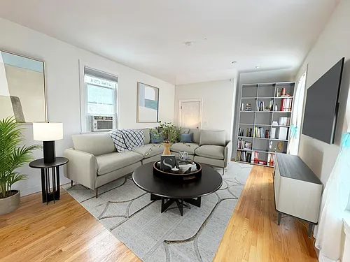 250 Webster St #2 Photo 1