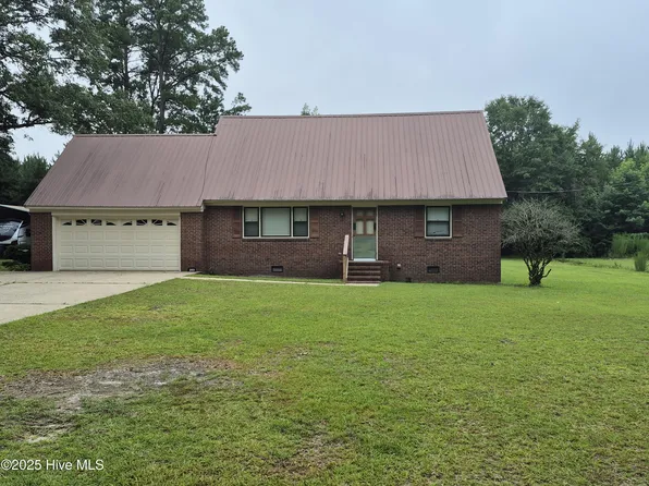 203 Collingwood Drive, Pikeville, NC 27863