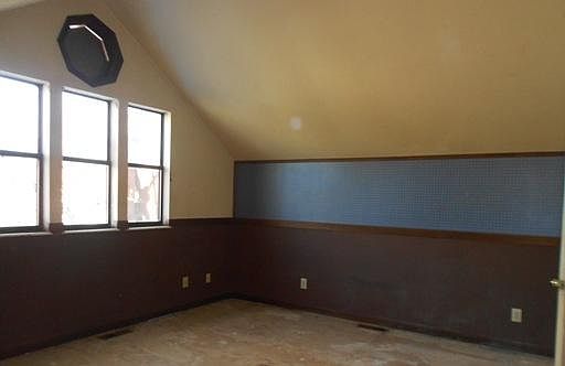 5th image of 7664 NW Chatham Cir