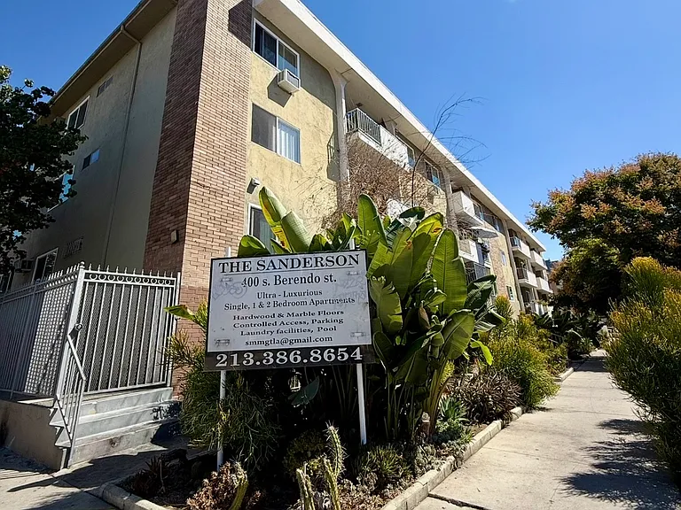 Berendo Apartments — Photo 12