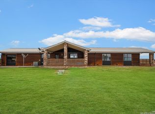 3915 US Highway 181, Floresville, TX 78114