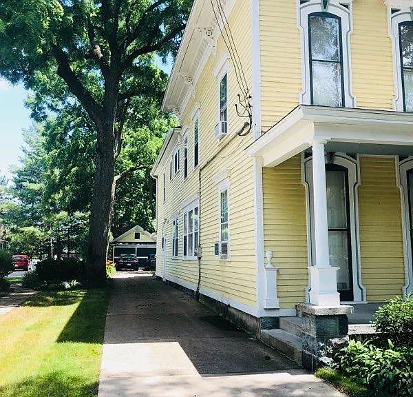 158 Prospect Ave NE #3 — Photo 4