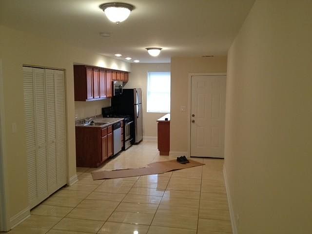 1st image of 6444 N Hamilton Ave #1W1