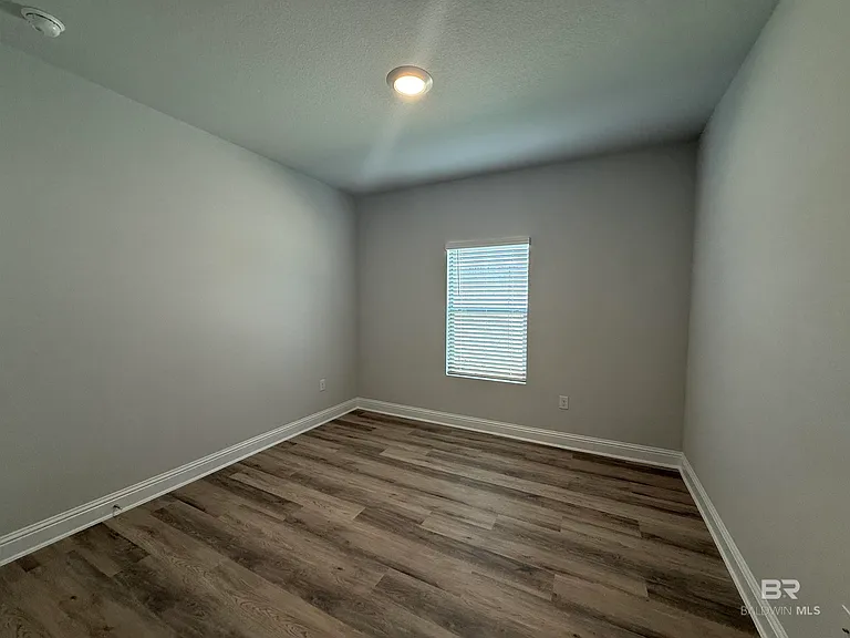 429 Parkerman Ave — Photo 14