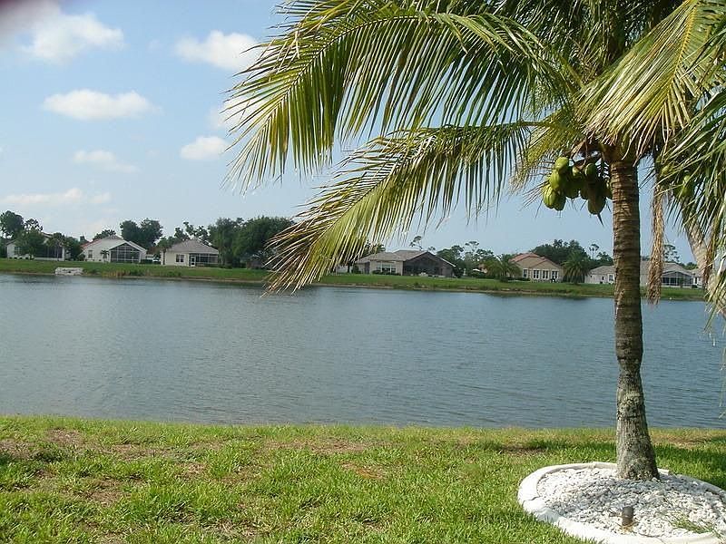 1st image of 26335 Stillwater Cir