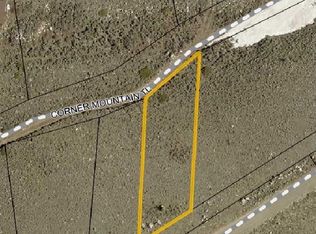 5 Ridge Rd, Centennial, WY 82055