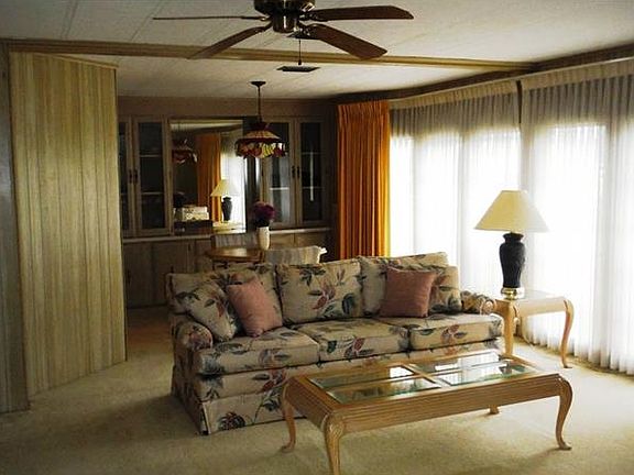 5th image of 34 Willow Creek Ct #3