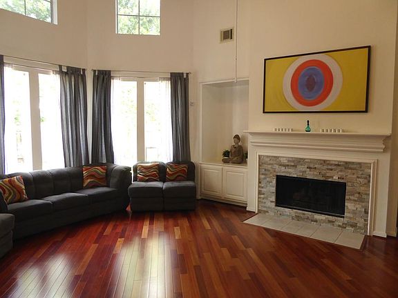 5th image of 9511 Laurel Creek Ct