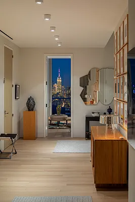 Sold by Compass | media 17