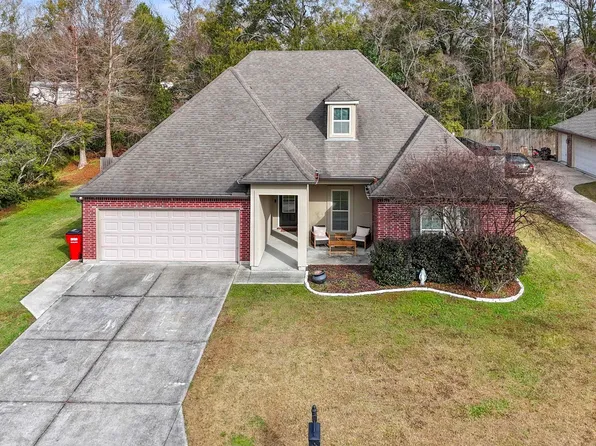 38420 Rue Chateau Ave, Gonzales, LA 70737