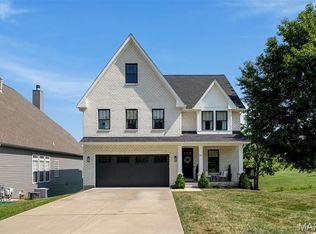 501 Fairway Oaks Dr, Eureka, MO