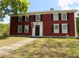 24 Thornton St, Derry, NH 03038