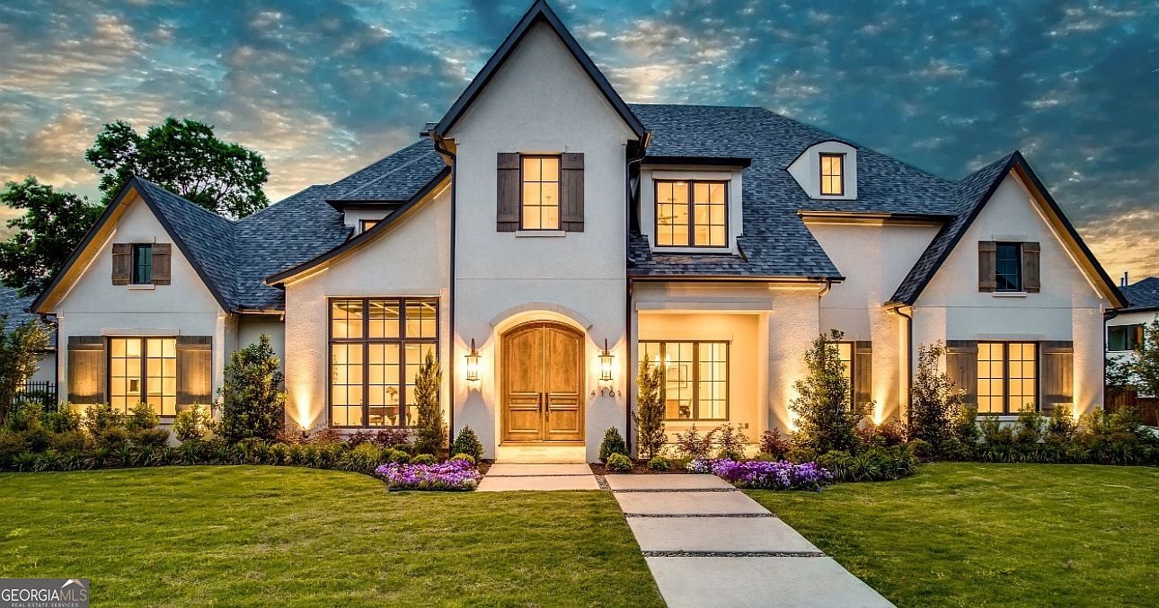 洋書 THE NEW STONG'S 洋書 THE NEW STONG'S Stong's Market opens first STEMS floral