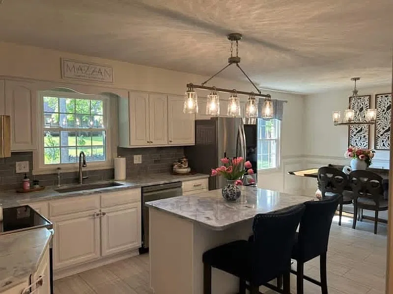 3 bed, 2.5 bath, 1824 sqft, $2,800 — Photo 2