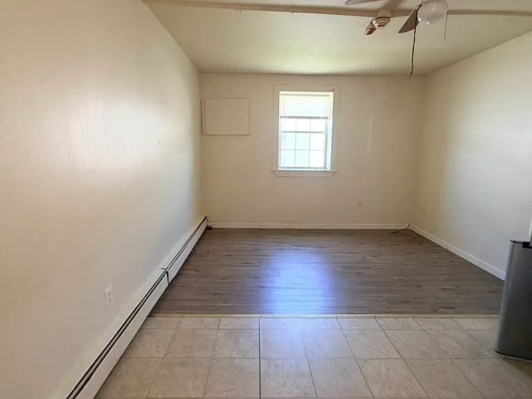 4 Mill St #5 — Photo 4