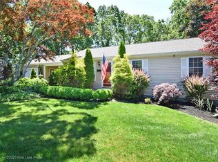 183 Warren Ave, Tiverton, RI 02878