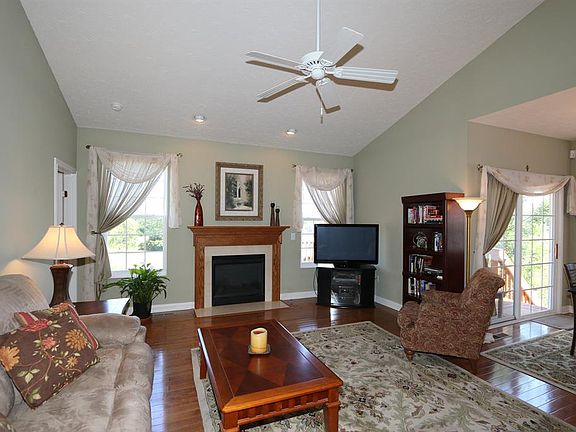 3rd image of 5216 Snow Valley Ln