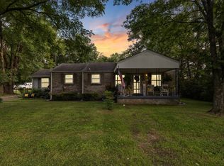1225 Currey Rd, Nashville, TN 37217