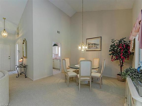 4th image of 6090 Westbourgh Dr