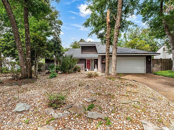 3rd image of 1826 TIERRA VERDE Drive