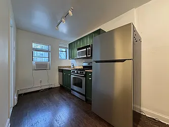 63 Jefferson Street, #1B