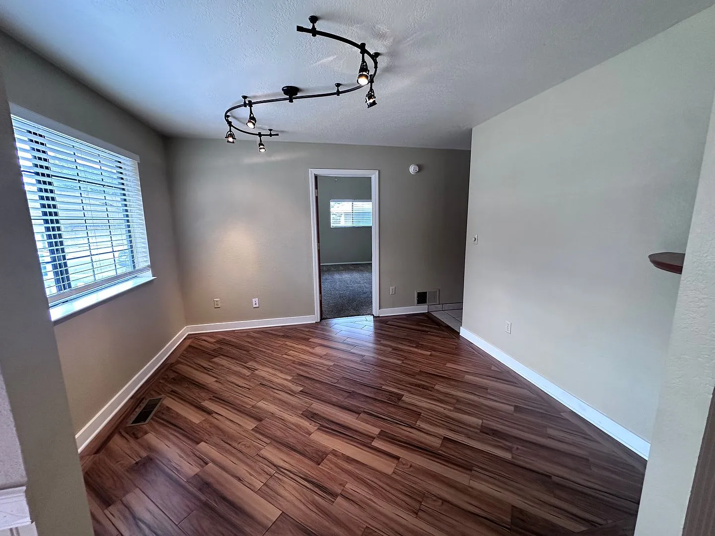 576 Citadel Way — Photo 3