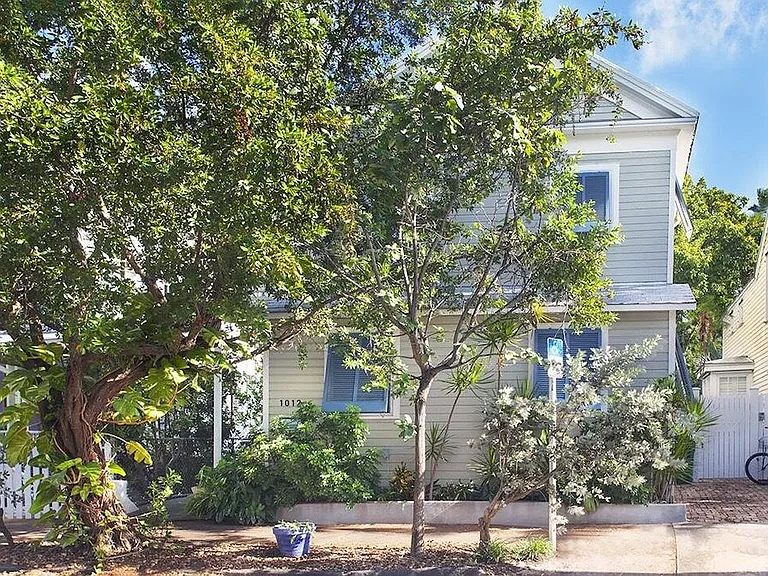 1012 Fleming St #4 — Photo 1