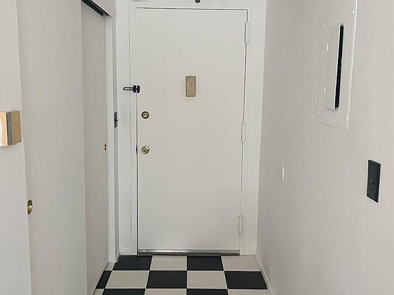 5th image of 6 New Ln APT 1D