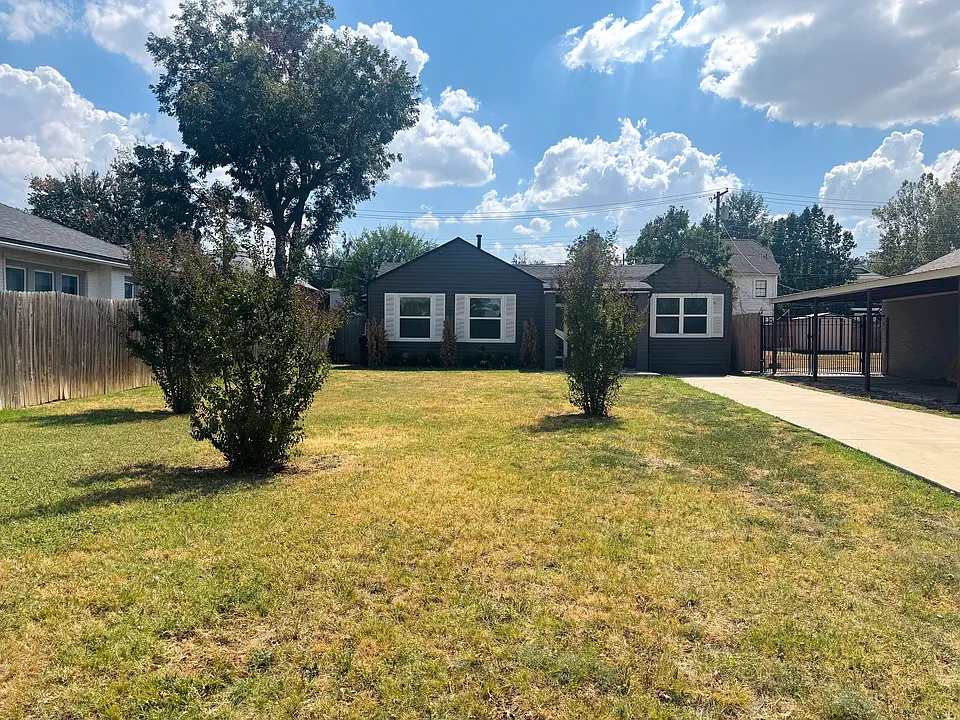 1720 NW 19th St