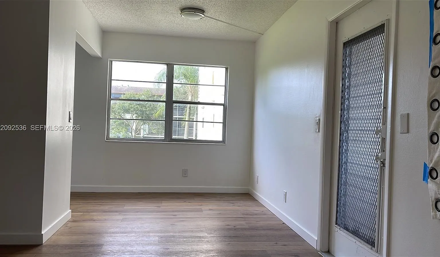 Mansfield At Century Vill — Photo 4