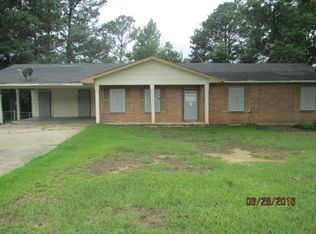 1955 Castle Hill Dr, Jackson, MS 39204