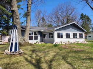 5065 Birch Ct, Hale, MI 48739