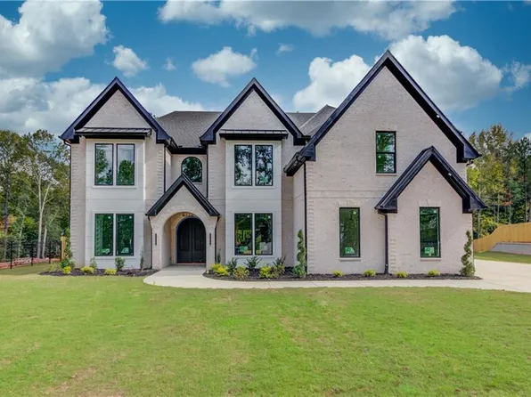 1245 E M Croy Rd, Buford, GA 30518