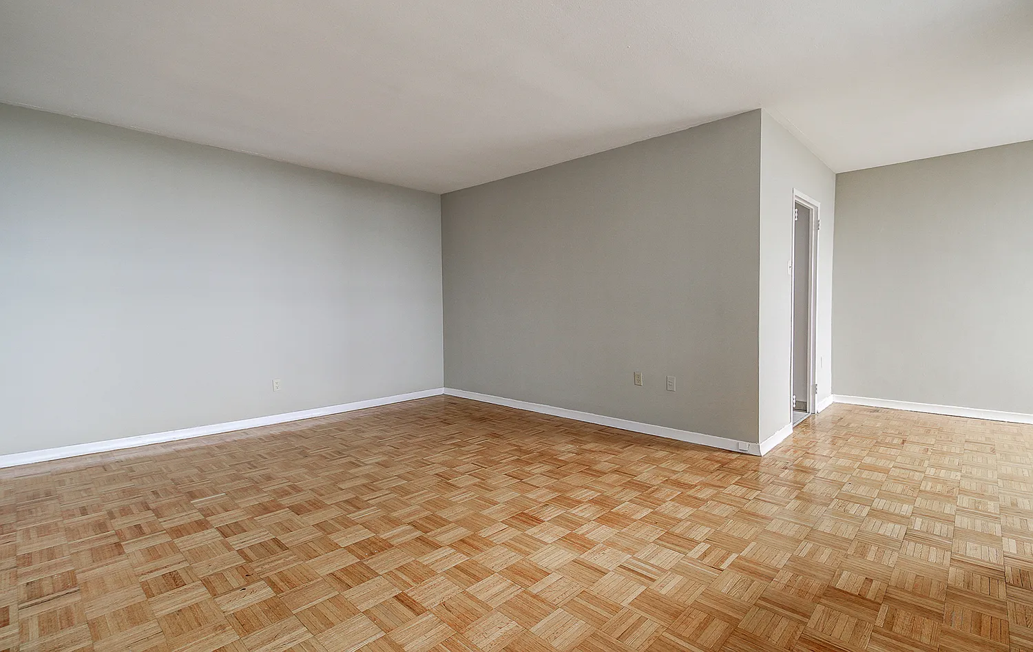 10 Kensington Rd. — Photo 4