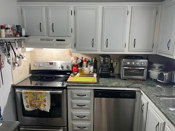 4th image of 705 Lori Dr APT 310