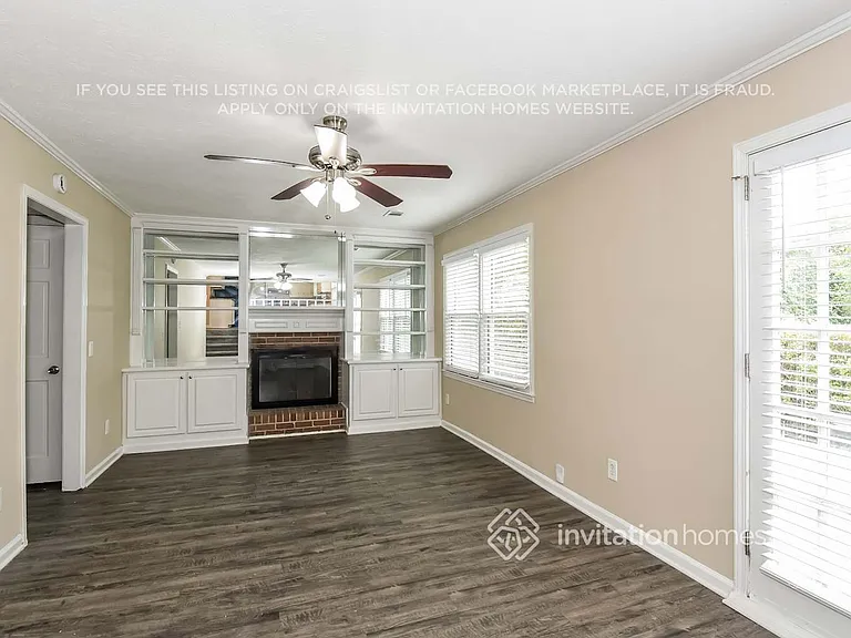 981 Flagg Way — Photo 4