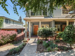 136 SE 71st Ave, Portland, OR 97215