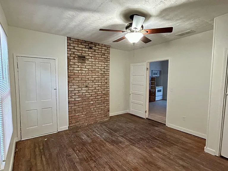 3726 Lentz Ave — Photo 8