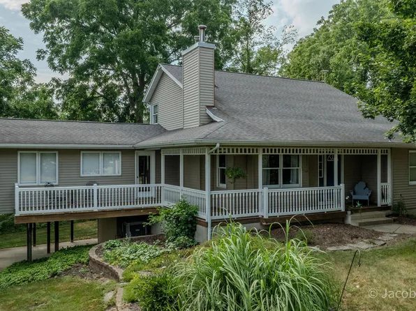 6477 Usborne Rd, Freeport, MI 49325