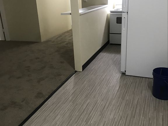 4th image of 4130 11th Ave NE #60007
