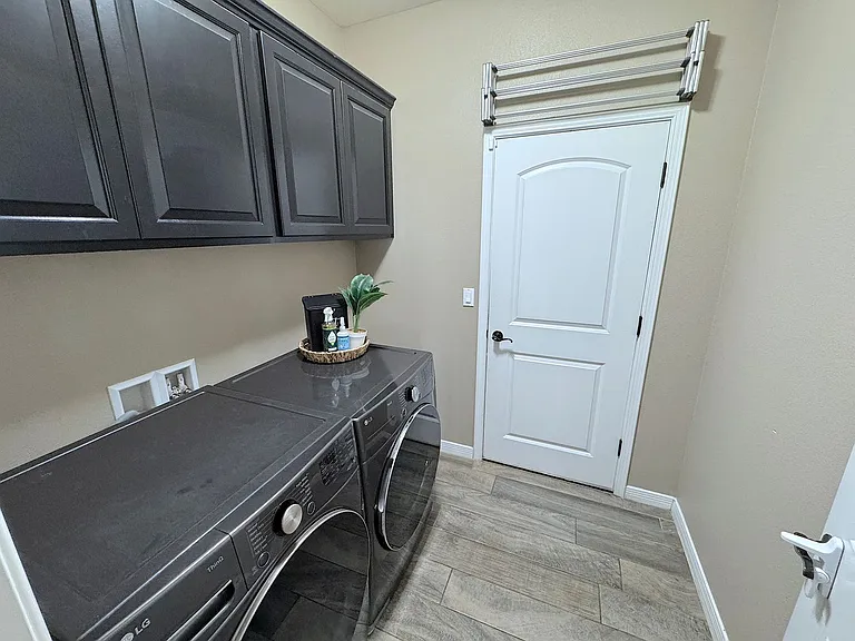 809 Angram Pl — Photo 20