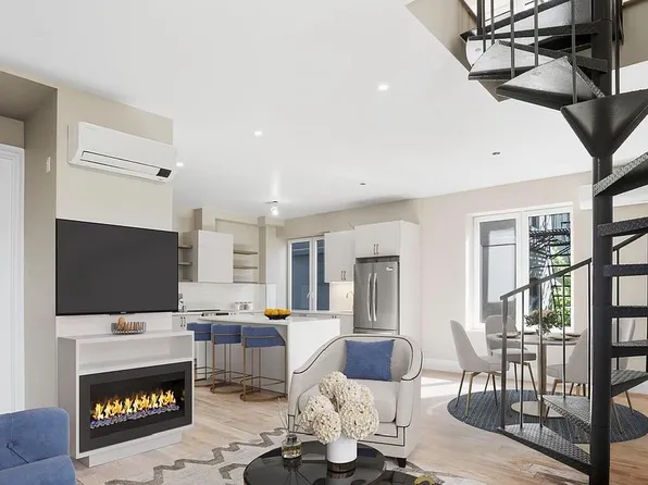 135 Russell Street image 1 of 12