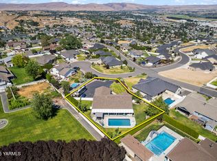 1402 Heritage Hills Ct, Selah, WA 98942