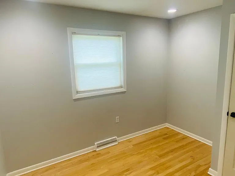 3335 Ralph St — Photo 5
