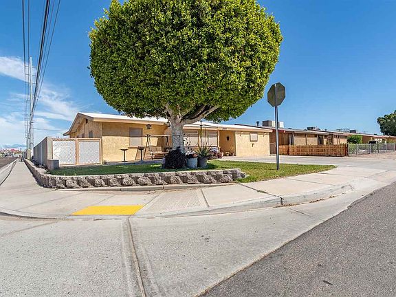 2nd image of 2003 S 11th Ave