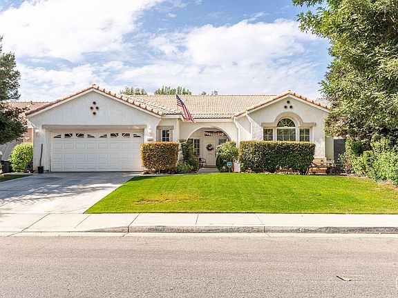 2nd image of 11200 Vista Del Valle Dr