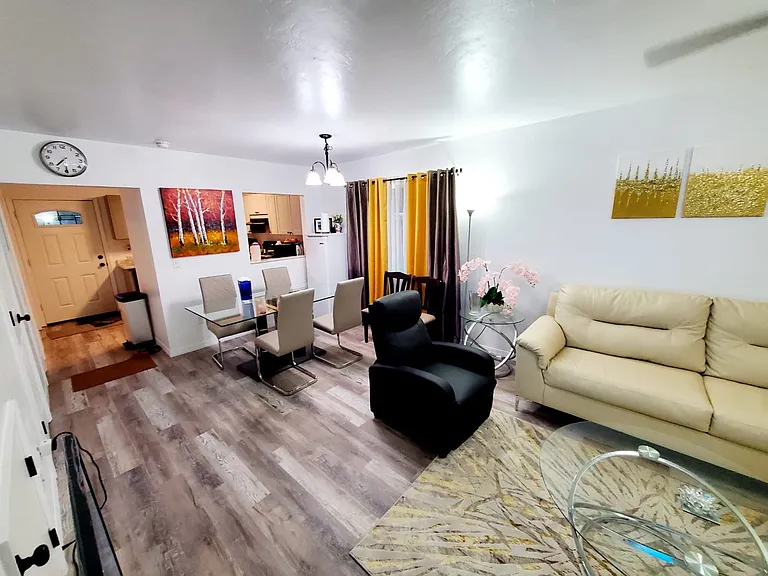 4717 SW 69th Ter — Photo 5